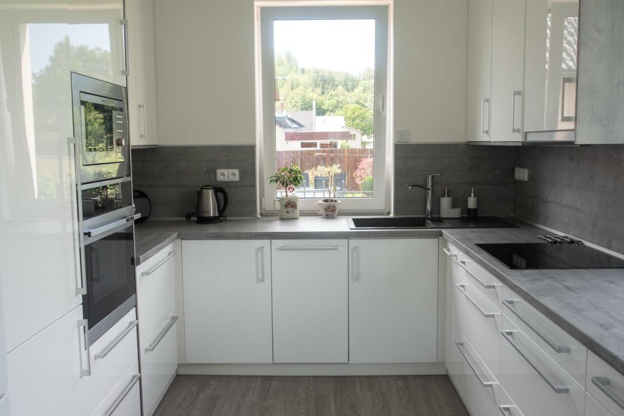 Vila Pod Cernou Horou Rožnov pod Radhoštěm Extérieur photo